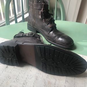 BananaRepub laceup men’s boot;DK BROWN,rarely worn